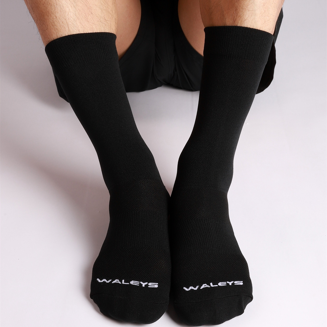 1729601393365420.jpg solid cycling socks (7).jpg